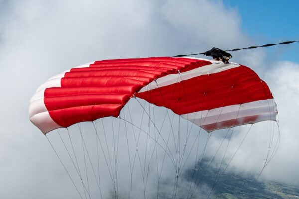 Icarus Anna prototype with normal wingtip design