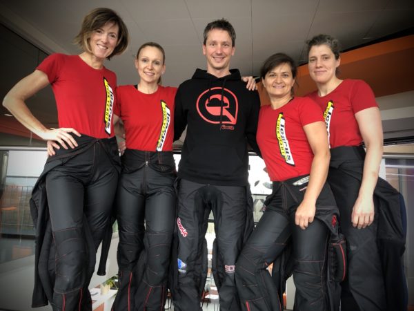 team-skynamite-standing-together-in-icarus-tshirt-at-wind-tunnel-event