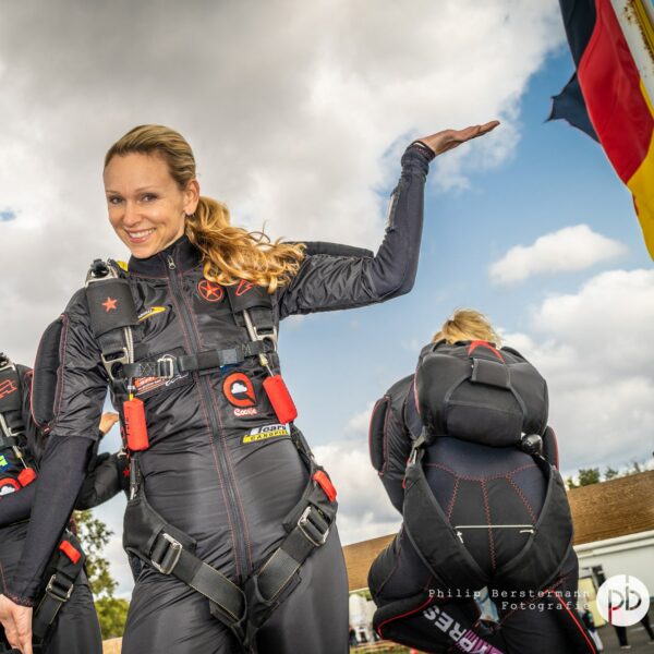 yazmin-schutte-geared-up-smiling