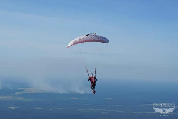 josiah rich flying icarus leia with smoke from forest fire in background photo credit elliot byrd