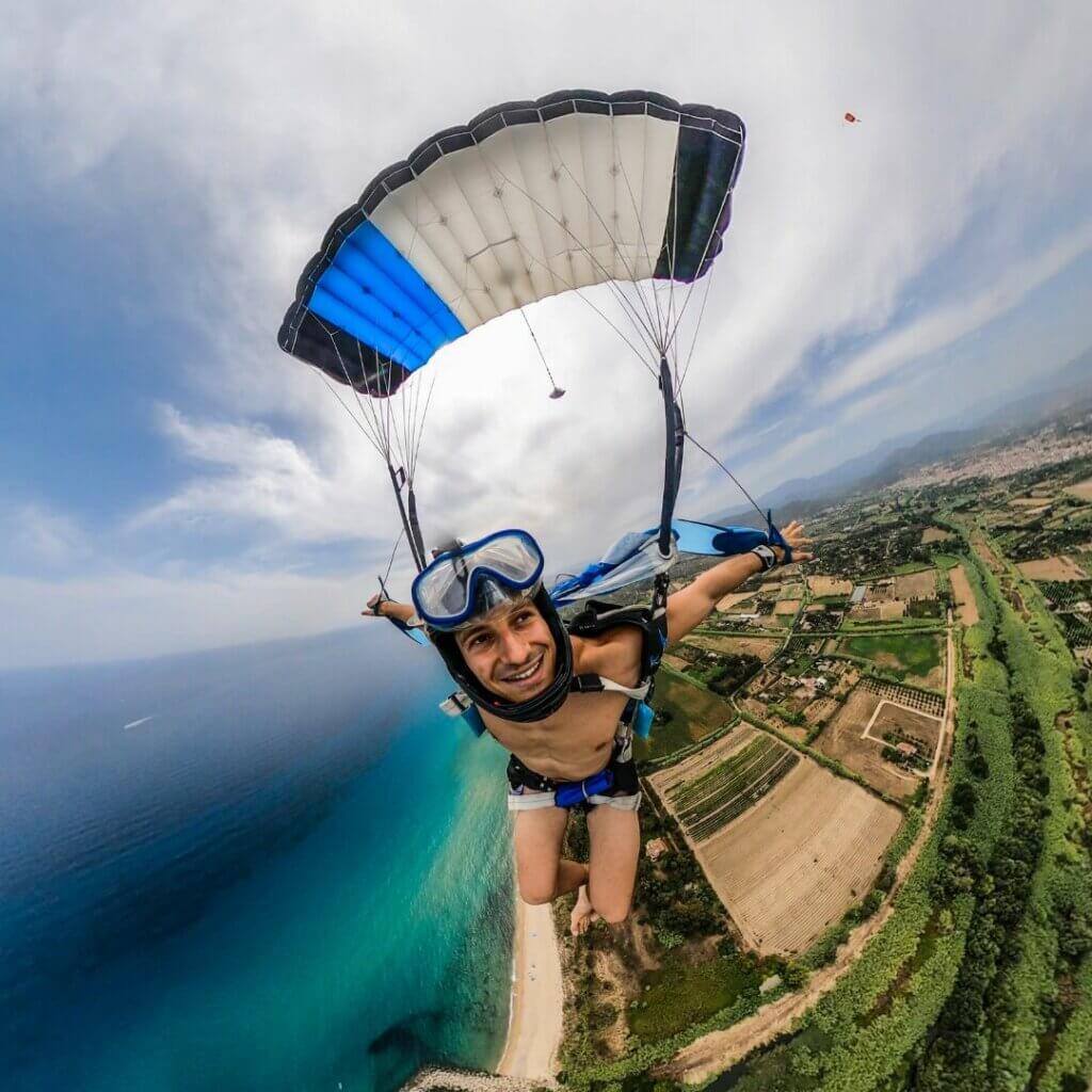 360 degree flying safire 3 over beach wearing snorkel and mask